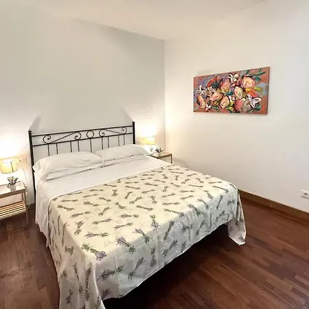 Podere Rondinaio Bed & Breakfast 2*