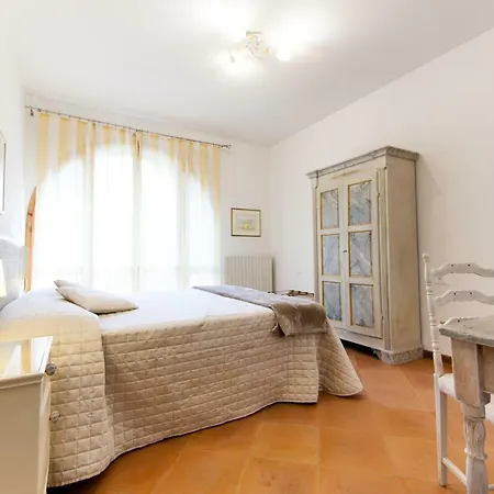 Podere Rondinaio 2*
